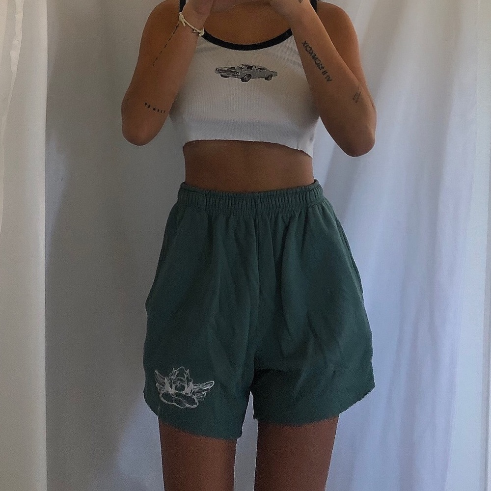 NWOT Boys Lie sweat shorts